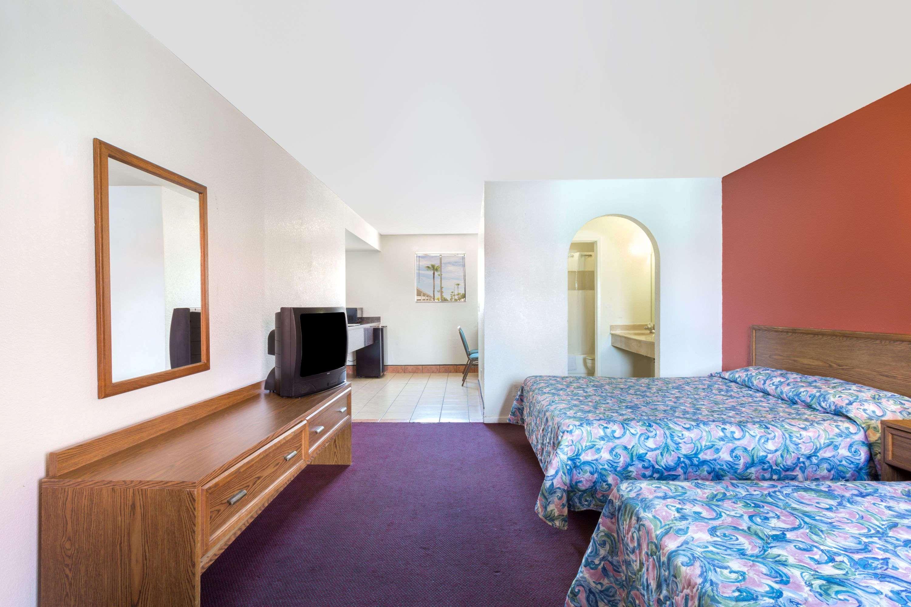 Travelodge Suites Mesa Exteriér fotografie